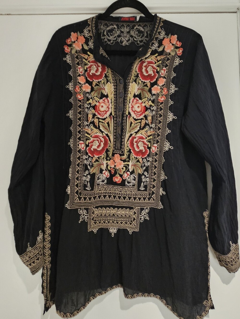 Johnny Was Anacapri Floral Embroidered Black Cupro Rayon Tunic Blouse M